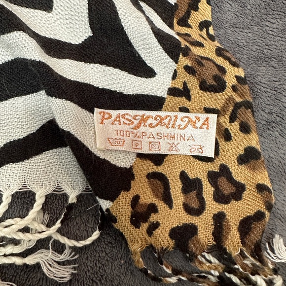 Pashmina Animal Print Scarf - Black, White, Brown - Picture 4 of 6